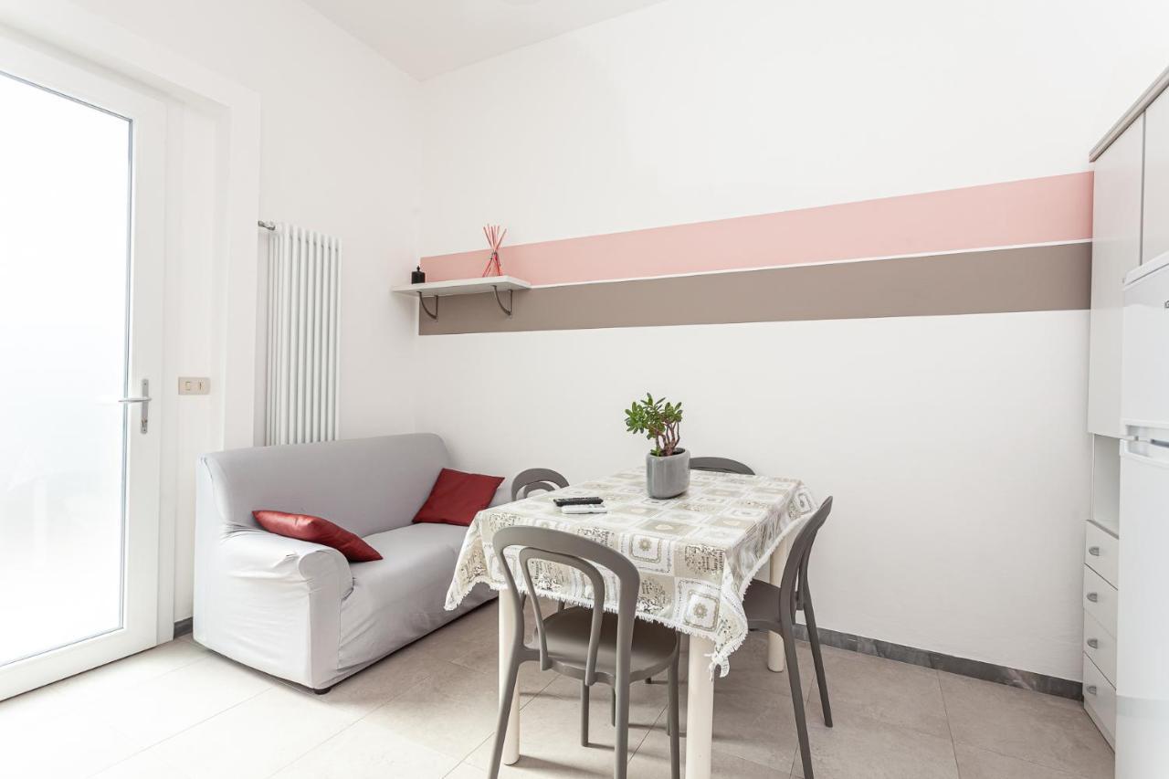 Nicola House Il Fenicottero Apartment Cervia Ngoại thất bức ảnh